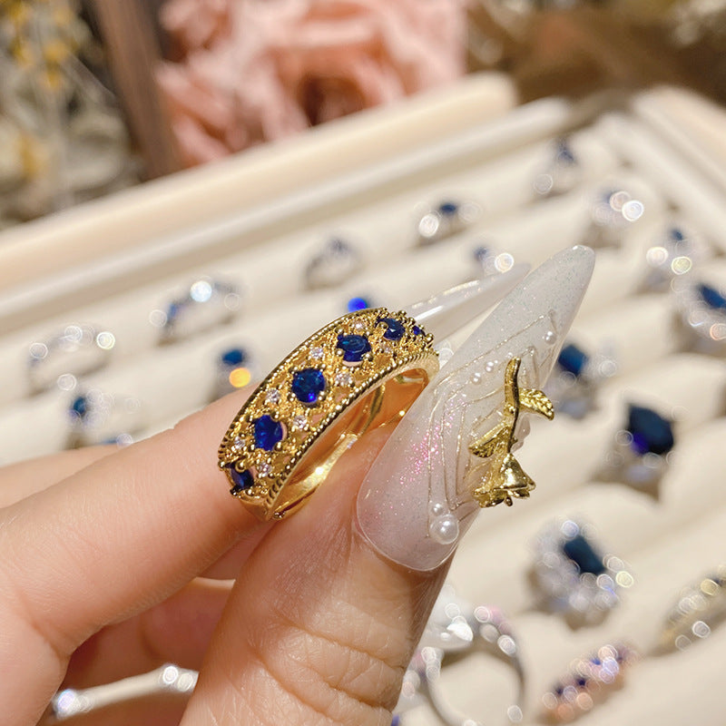 Blue corundum diopside colored treasure ring