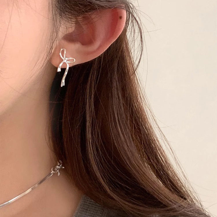S925スターリングシルバーのボウピアス