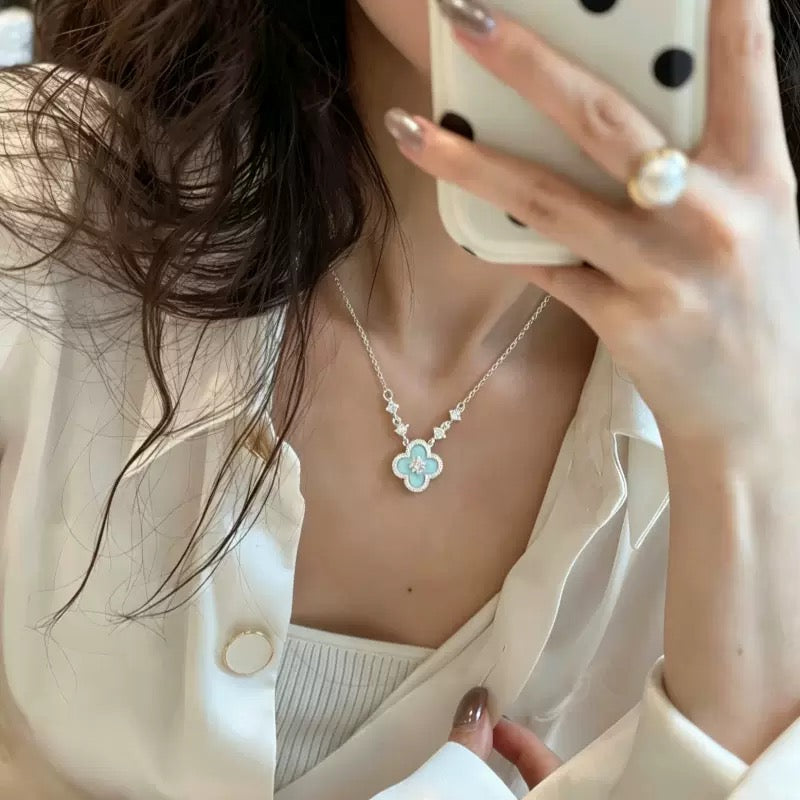 Sky Blue Four-Leaf Clover Jewelry Set