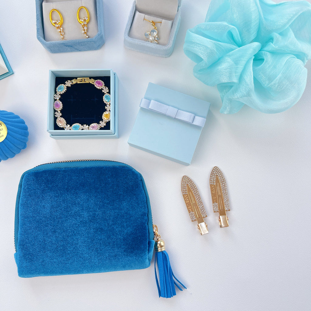 Gilded Blue Oil Painting Curated Set