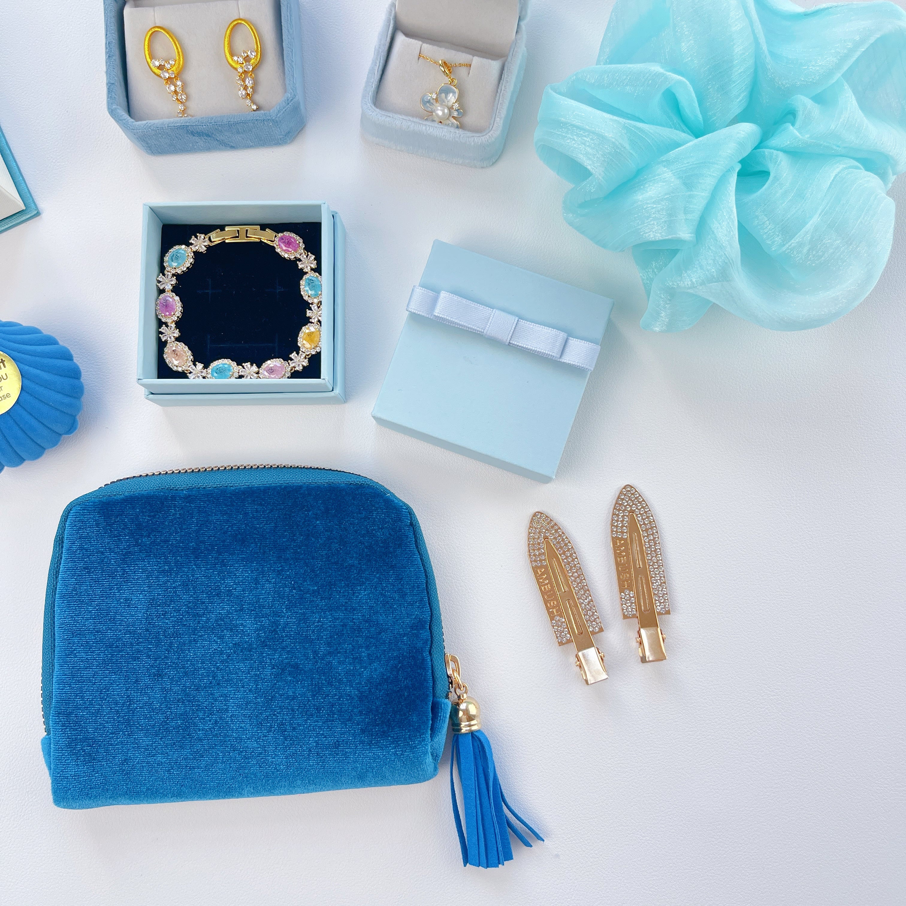 Gilded Blue Oil Painting Curated Set