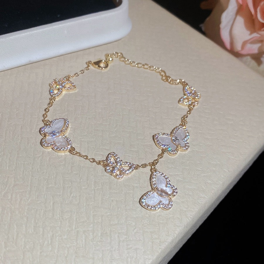 High‑Quality Zircon Inlaid Butterfly Bracelet