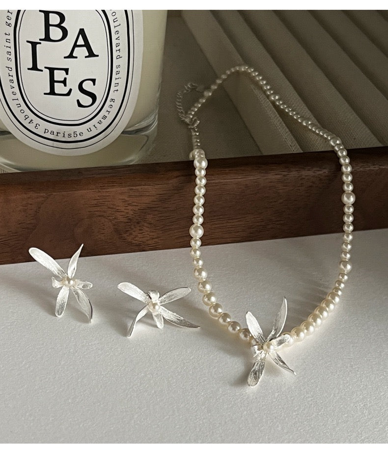 925 Sterling Silver Pearl Orchid Choker Necklace And Stud Earrings