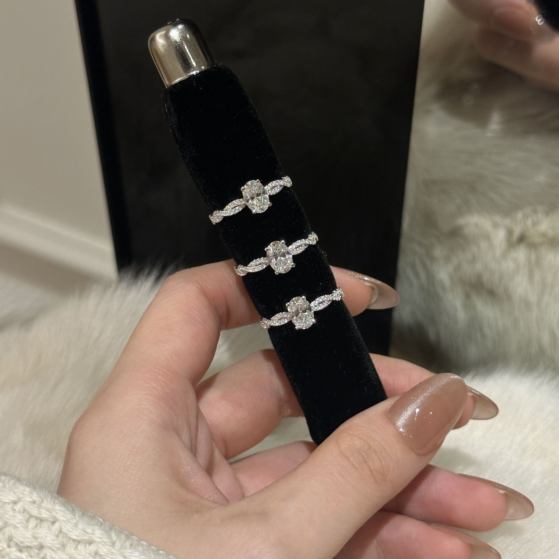 S925スターリングシルバー 回転バレエスパイラルオーバルピジョンエッグツイストダイヤモンドリング