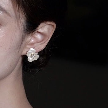 flower earrings