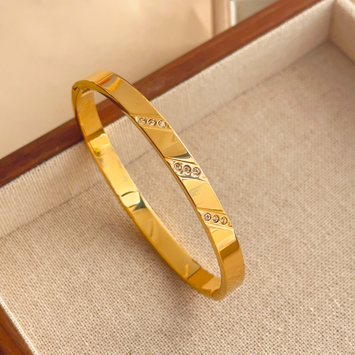 titanium steel bracelet non-fading