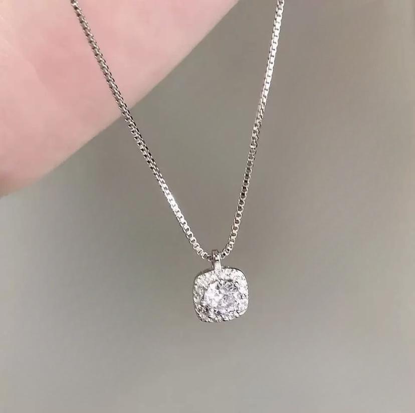S925スターリングシルバーの小さなシュガーペンダントネックレス