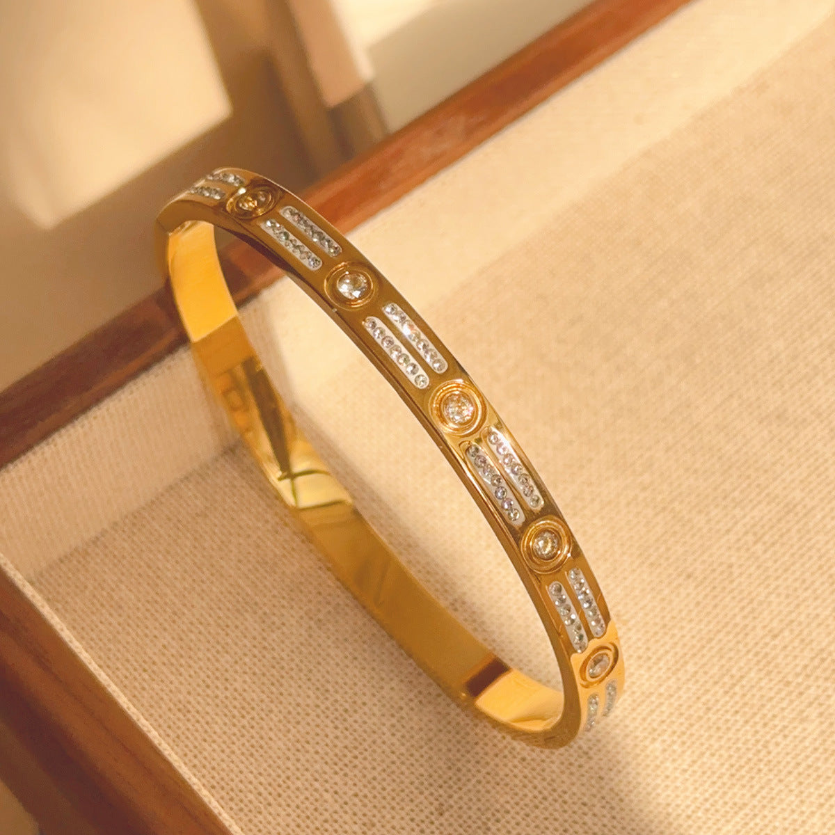 titanium steel bracelet non-fading