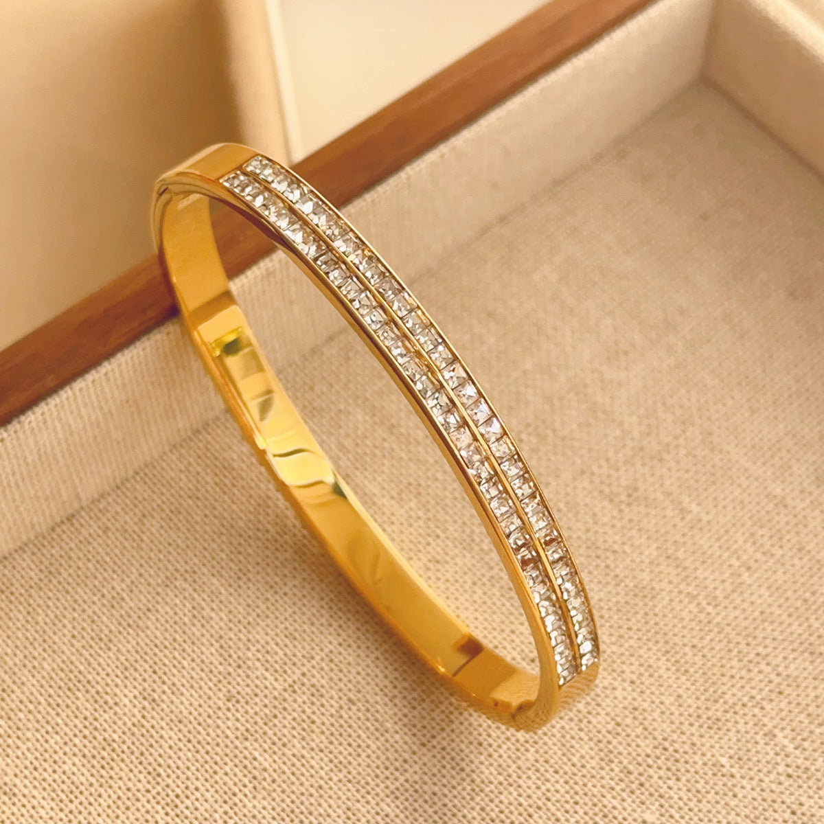 titanium steel bracelet non-fading